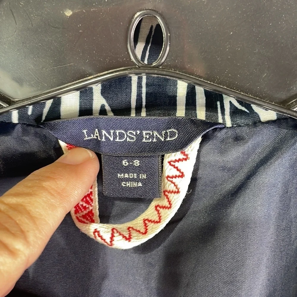 Lands End good preowned